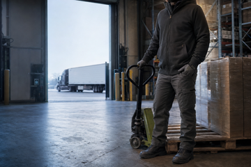 Essential Job Site Workwear: Durable Cold Weather Hoodies & Sweatshirts for Demanding Shift Work - XGRITX guide for warehouse and shift workers